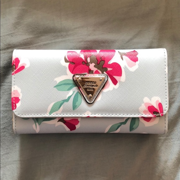 floral guess wallet